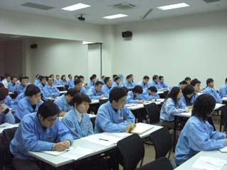 能率（中国）集团公司2009年环境认证工作动员大会在奉贤新厂区举行